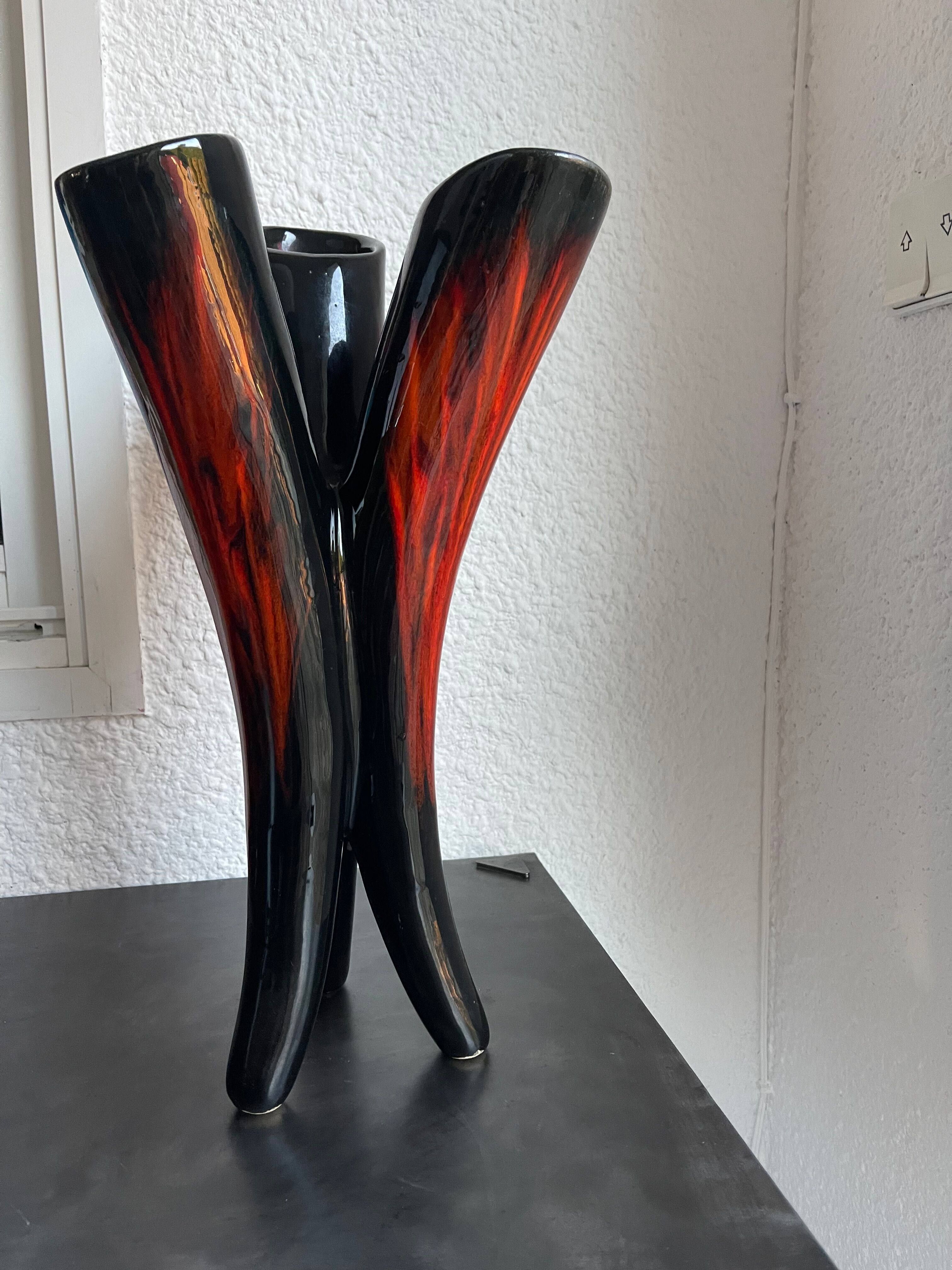 Tripod vase 60s Vallauris