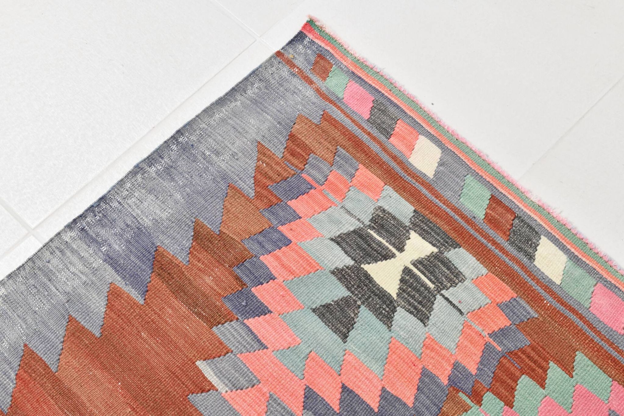 5x8 Red & Pink Handmade Geometric Kilim Area Rug, 160x238Cm