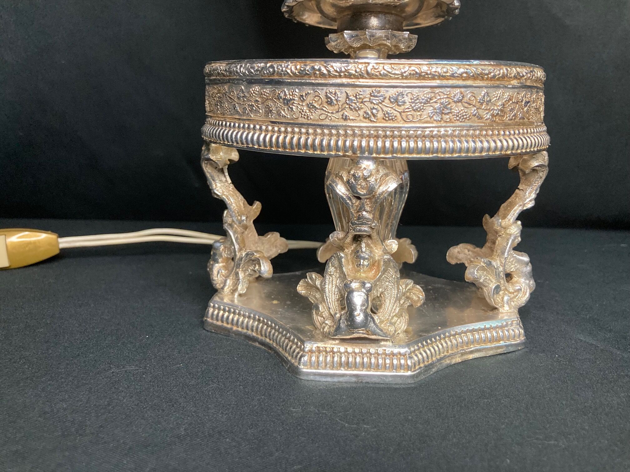 Old lamp foot silver metal and ostrich egg late nineteenth century