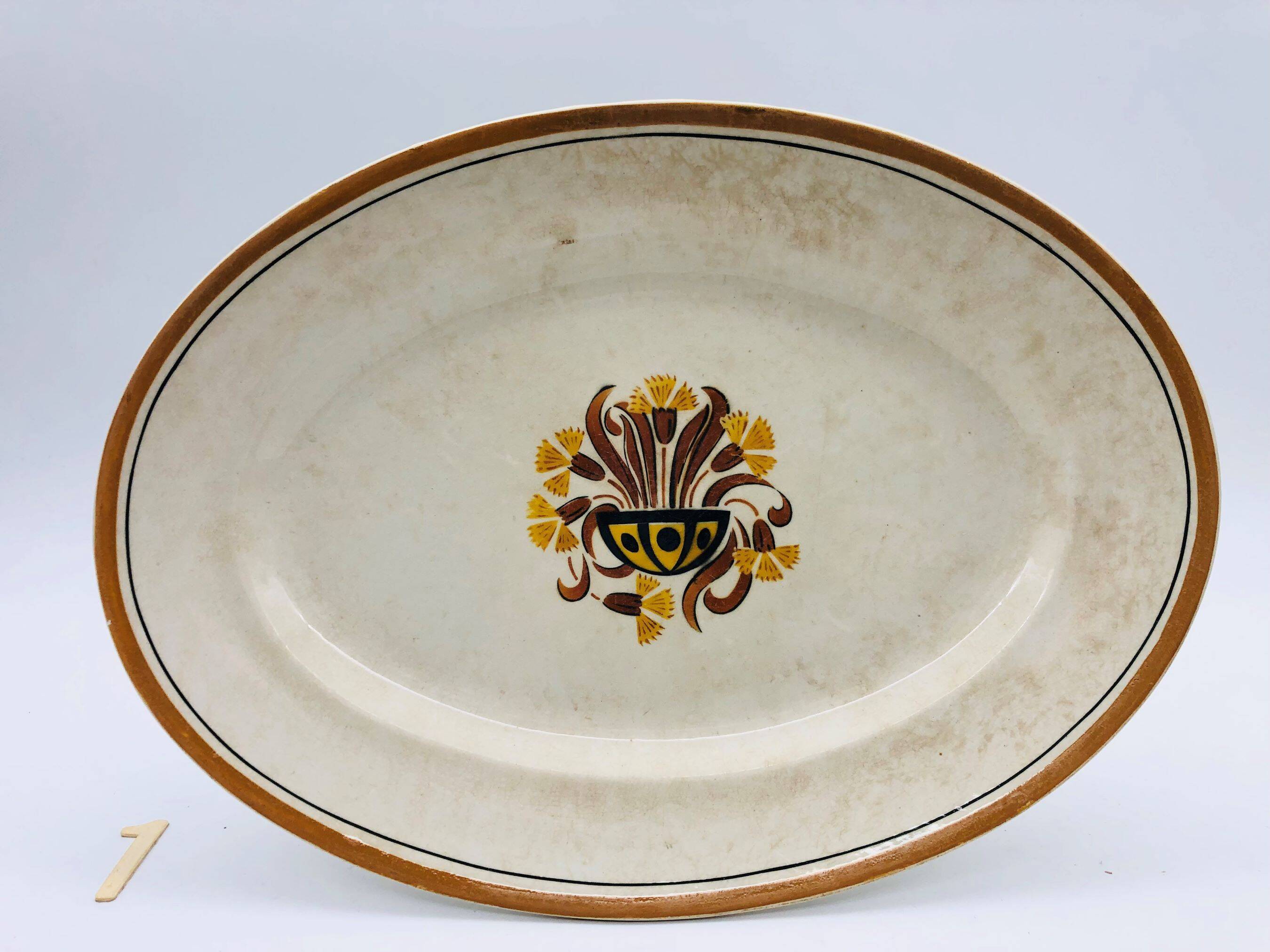 Set of 2 oval dishes, Creil and Montereau – Carnation model.