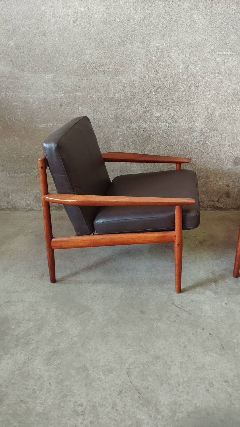 Pair of Danish armchairs by Arne Vodder