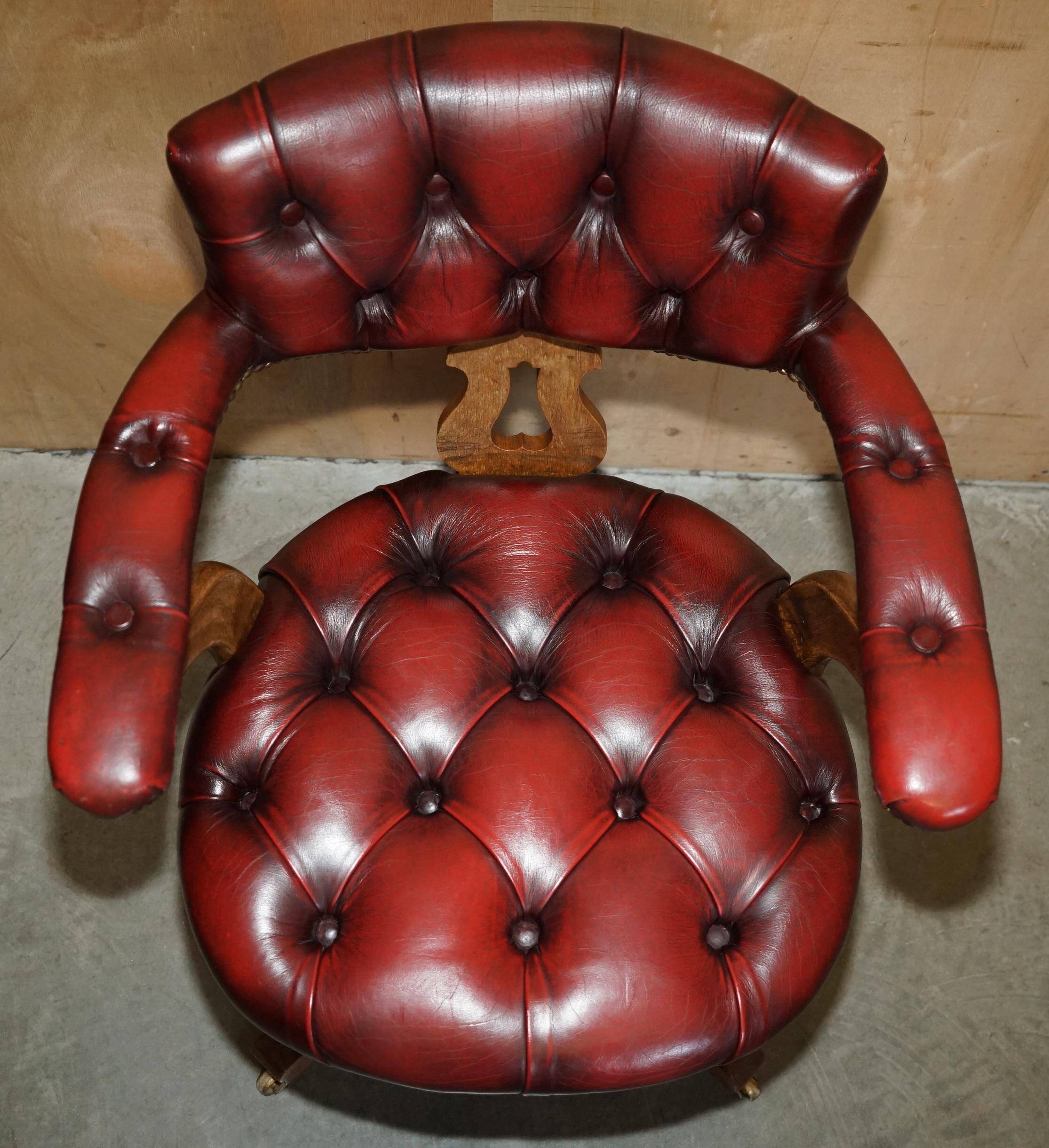 Chaise de capitaine Chesterfield victorienne en cuir