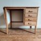Bureau en bois