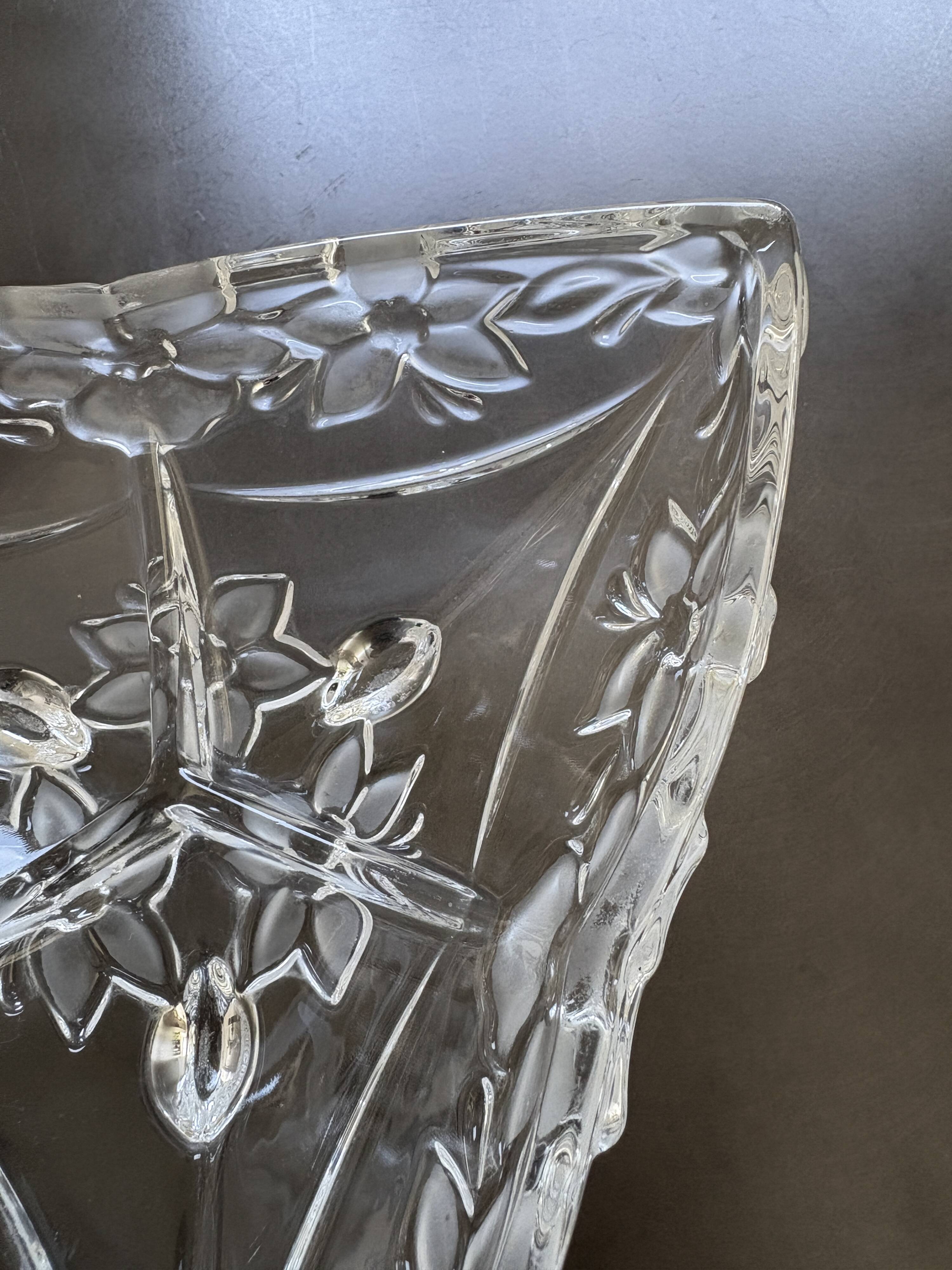 Crystal triangle dish