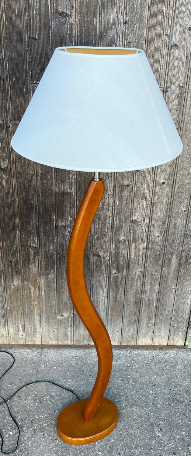Lampadaire courbé style scandinave