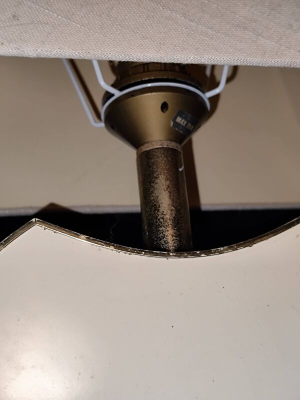 Lampe à poser vintage le dauphin croissy blanche