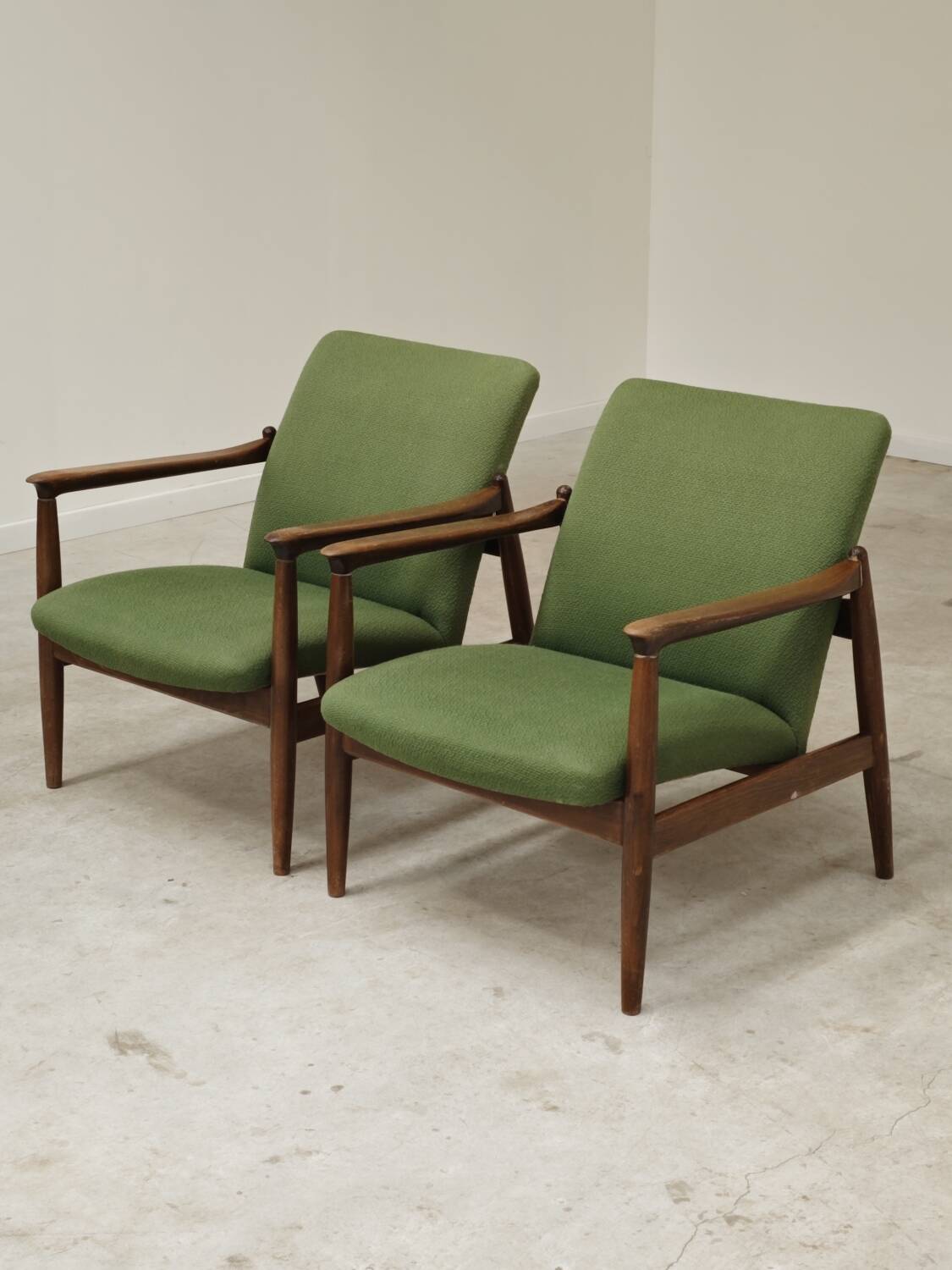 Pair of green GMF 64 armchairs by Edmund Homa, Poland 1960