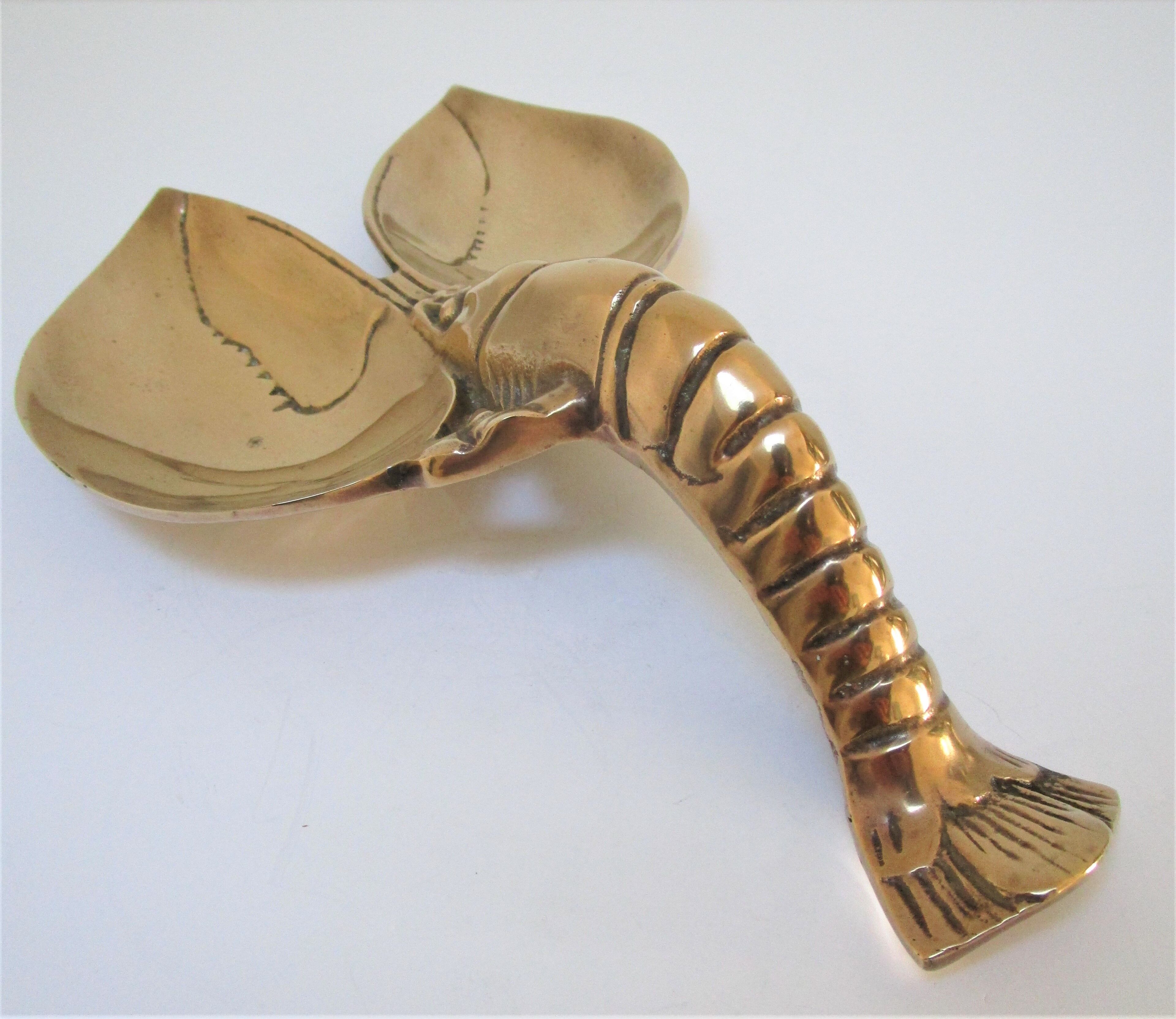 Solid brass lobster forming zoomorphic plateau