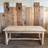 Farm table