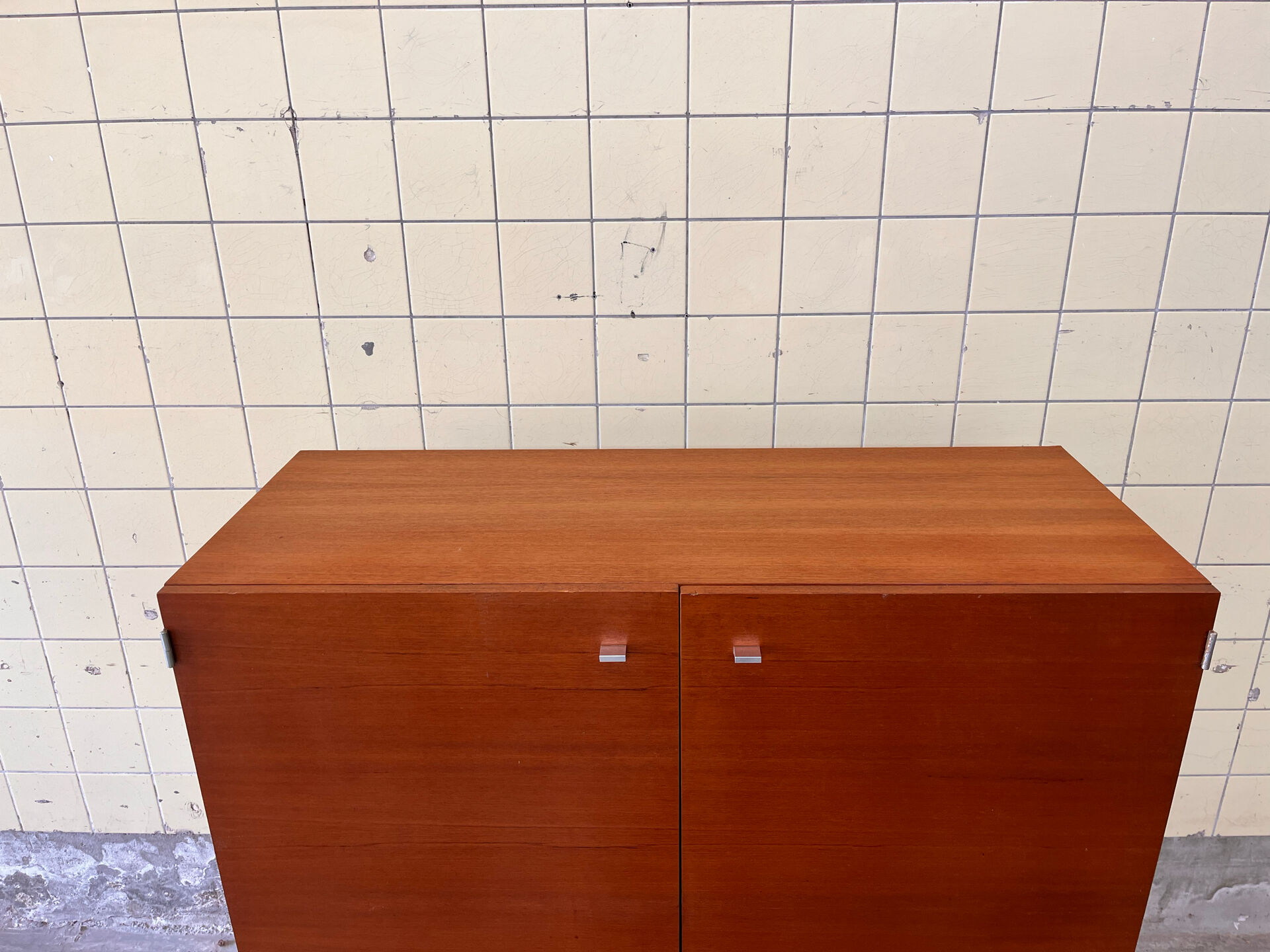 Cabinet by Pierre Guariche for Meurop