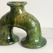 Sculptural vase in glazed ceramic from Tamegroute.