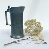 Tin measuring pitcher