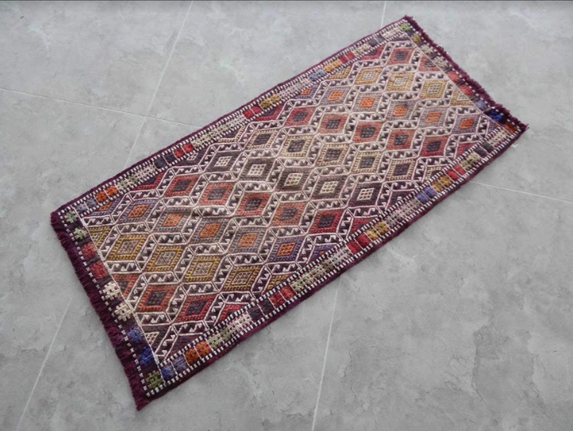 Vintage handmade Turkish rug 54x117 cm