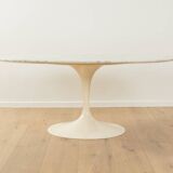 Oval tulip coffee table, Eero Saarinen