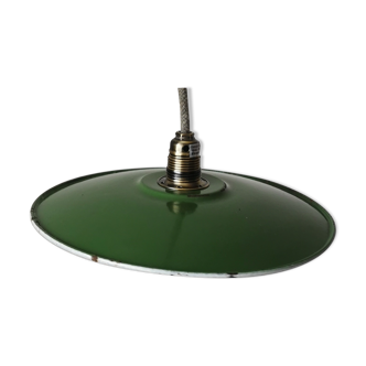 Green enamelled industrial style suspension