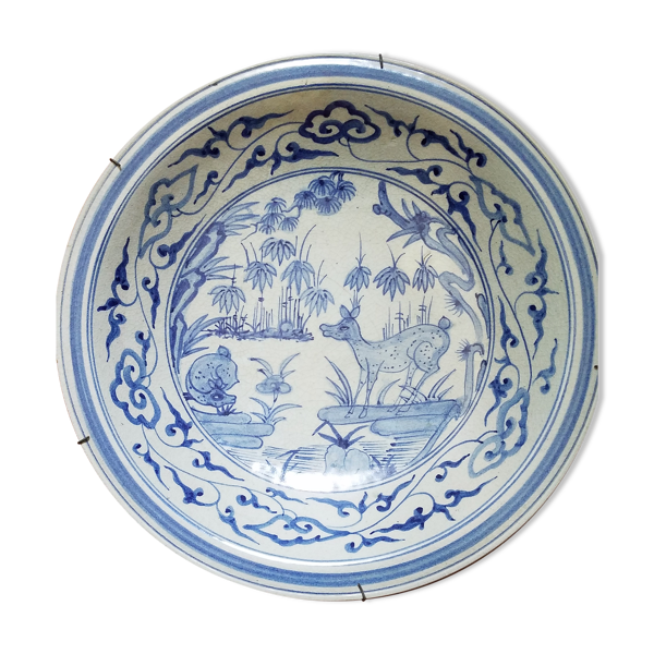 Plat céramique de manufacture hollandaise du XVIIe siècle