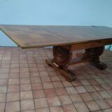Table year 40 in solid oak in the manner of Victor Courtray