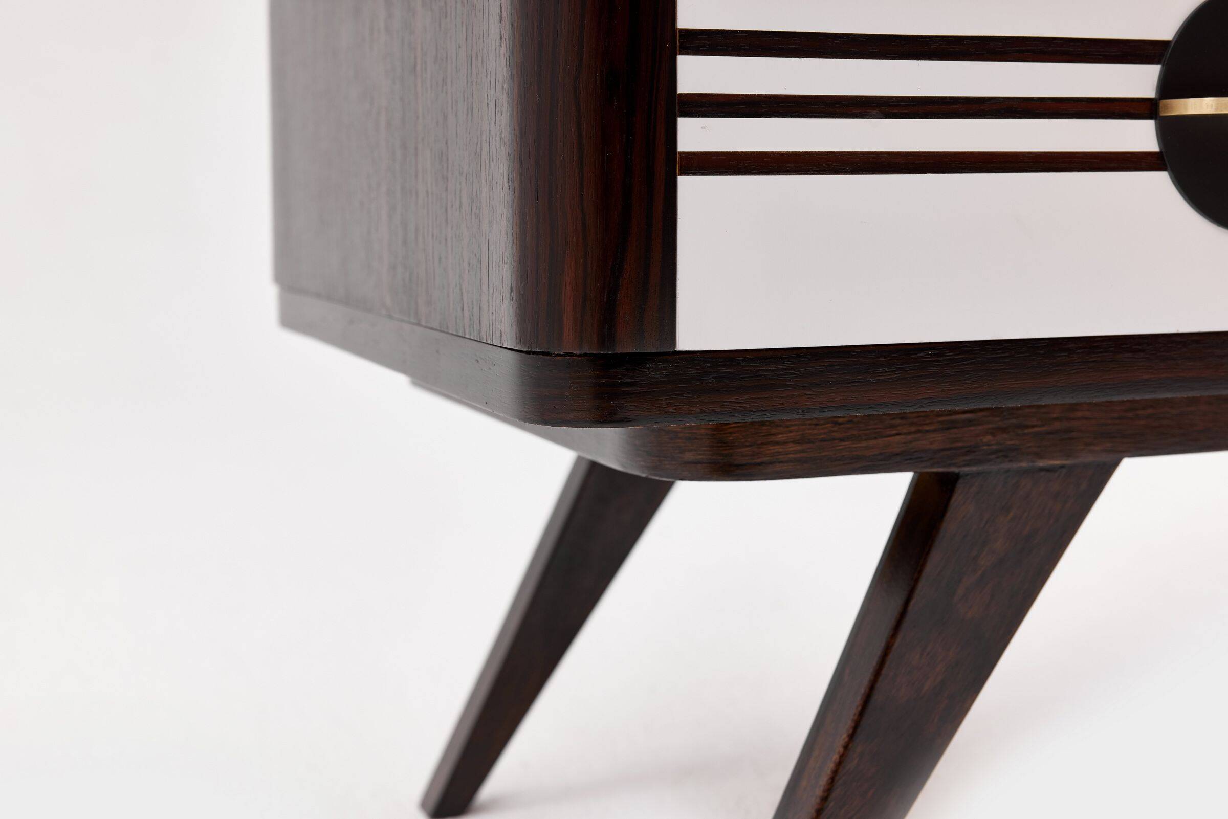 Lowboard en bois, design danois, années 1960, production : Danemark