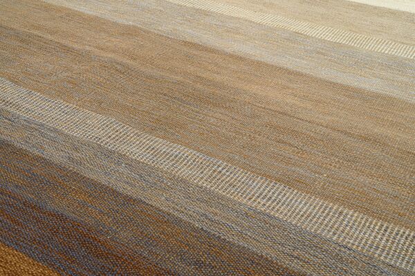 Tapis scandinave Du milieu Du Siècle, Signé. 290 Cm X 193 Cm