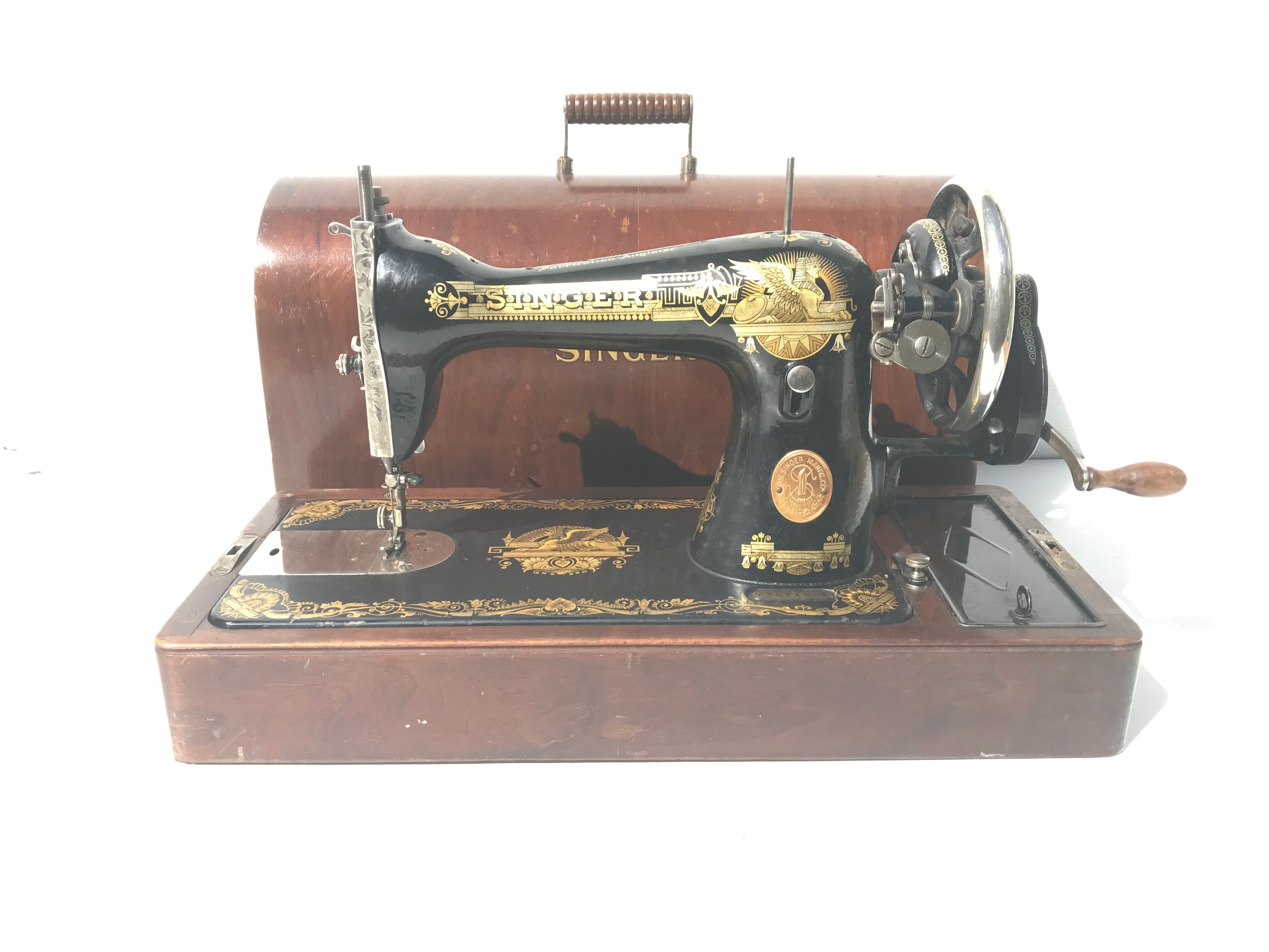 Ancienne machine à coudre Singer manuelle et son coffre en bois vintage