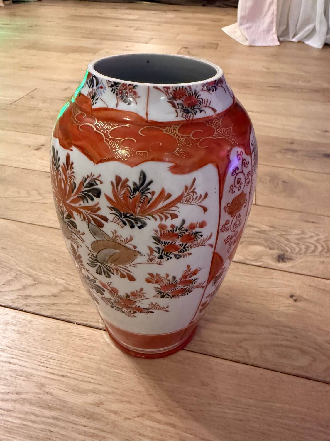 Large Japanese Kutani Porcelain Vase – Moriage Floral Relief – Early 2