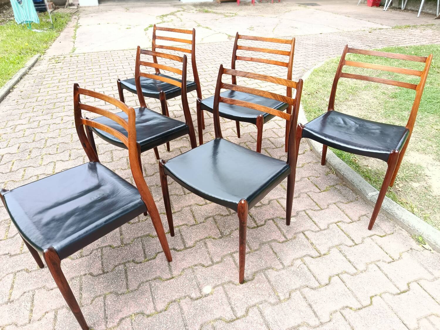 6 chaises Niels Otto Moller no78 en palissandre et cuir
