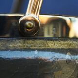 Seau à glace en verre ambré craquelé du milieu du siècle WMF avec poignée en rotin