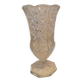 Vase en verre taillé