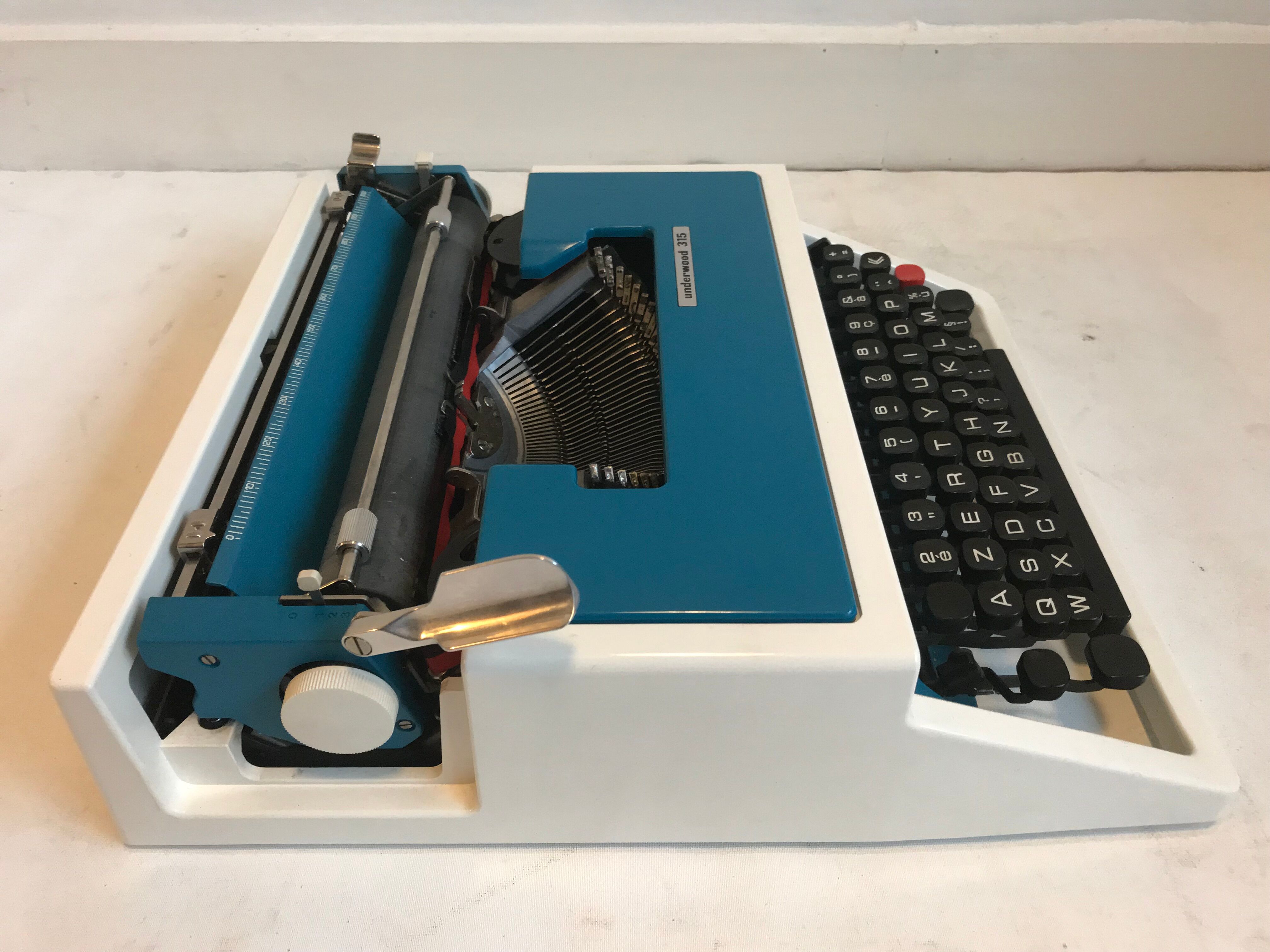 Typewriter Underwood 315