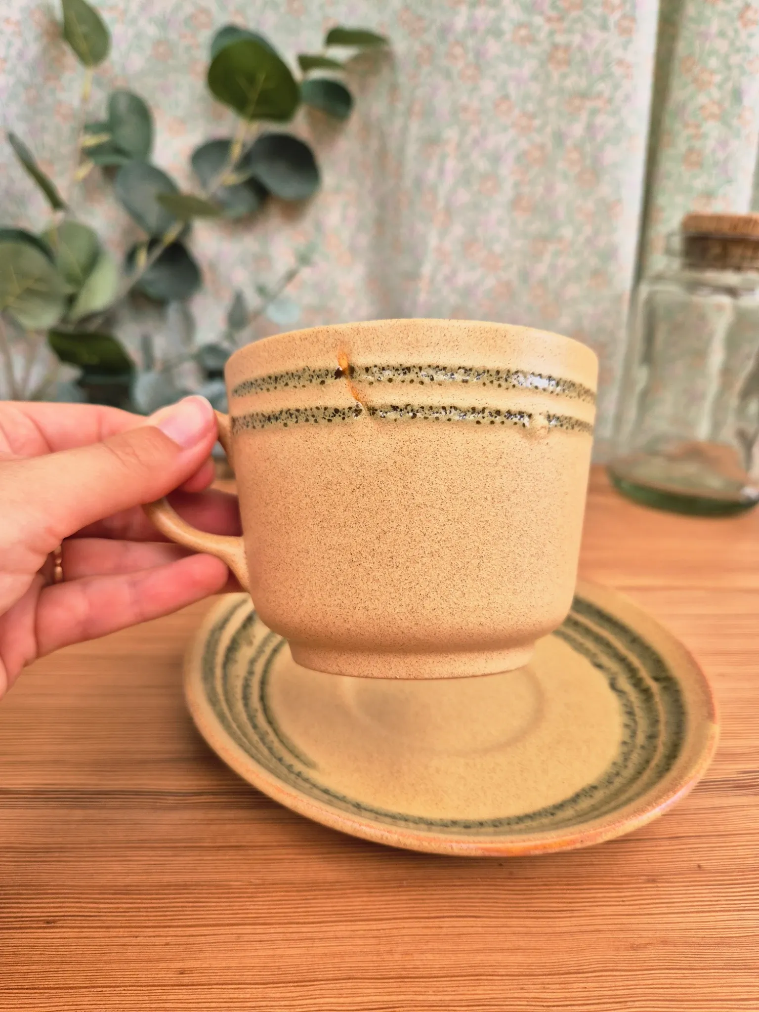 Grande tasse et soucoupe gres vintage