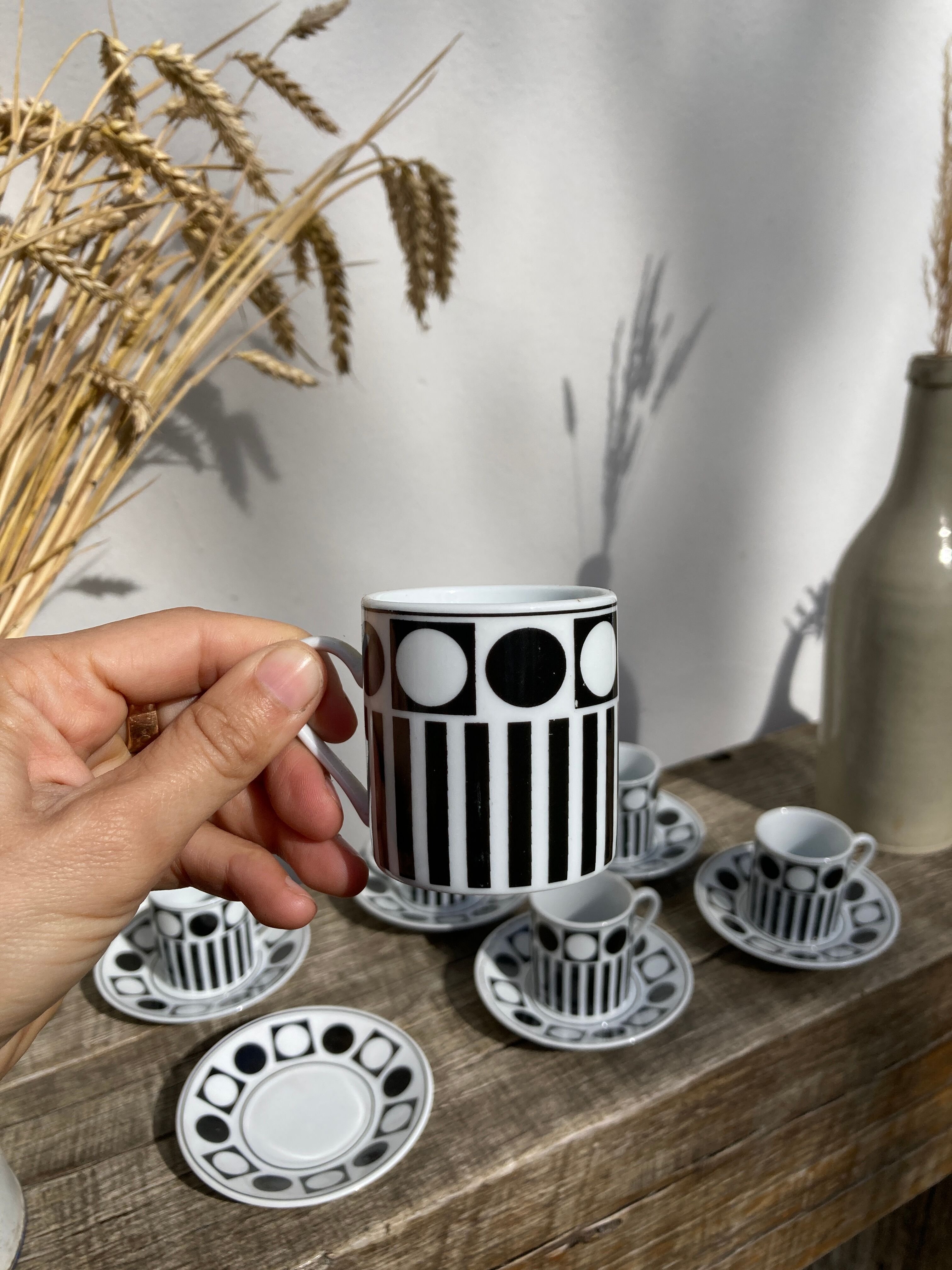 6 Vintage 90s Black and White Coffee Cups Geometric Patterns
