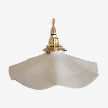 Suspension en opaline blanche