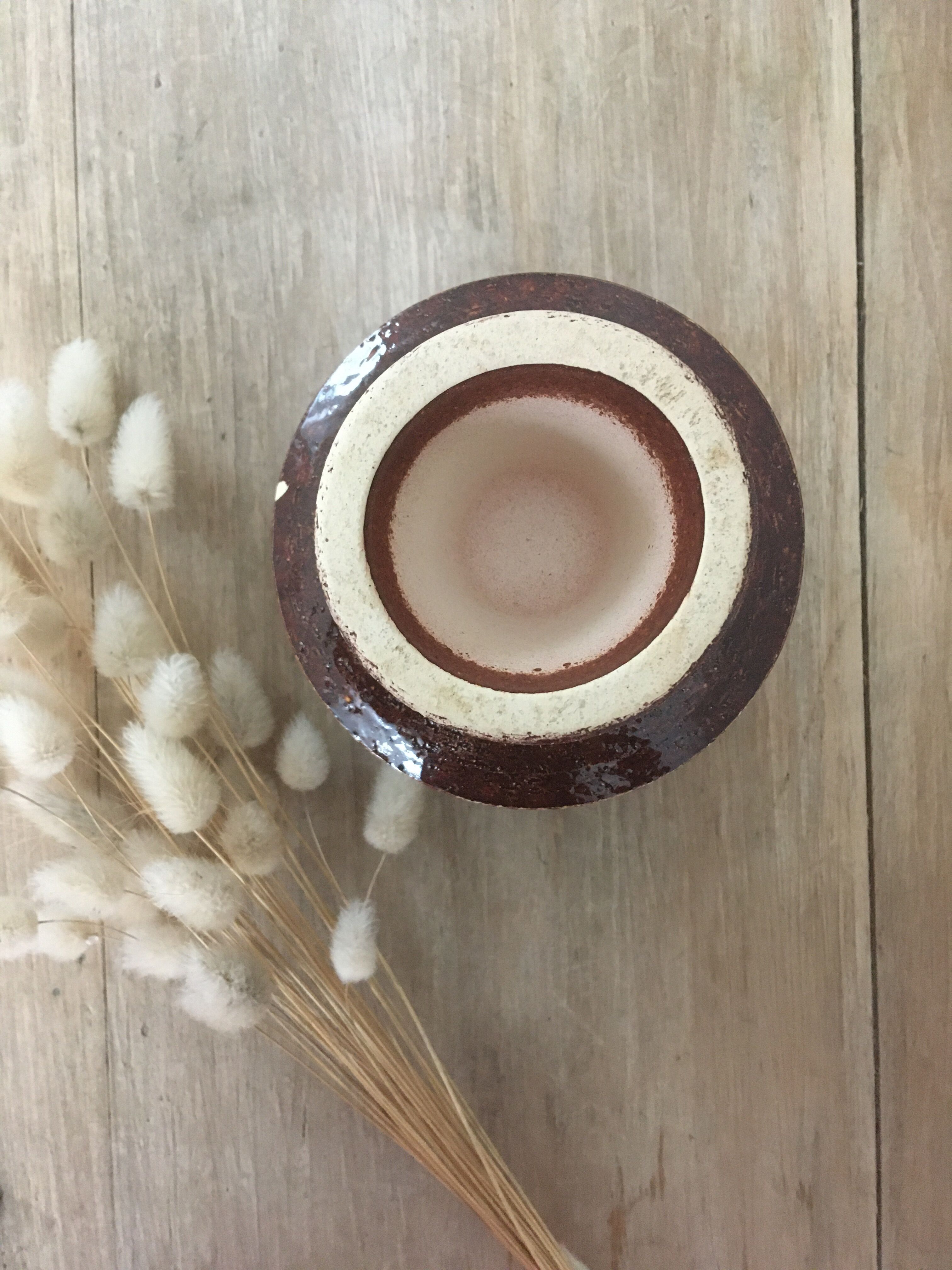 Glazed ceramic stand cup