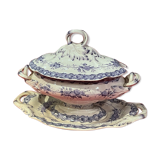Large porcelain sauciere with blue and white decoration of the 19th century