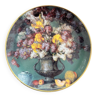 Collectible botanical plate