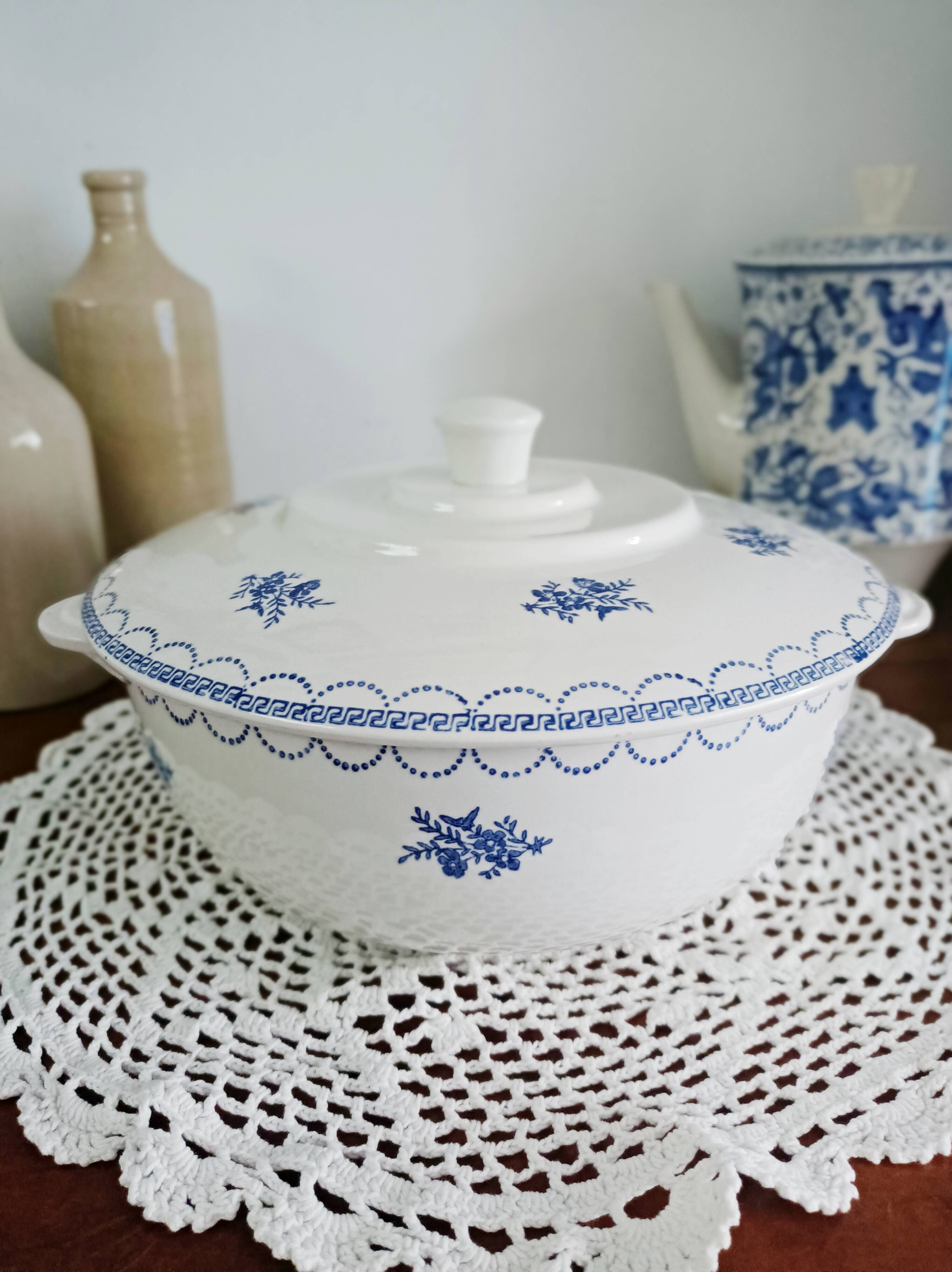 Ceranord iron clay soup tureen