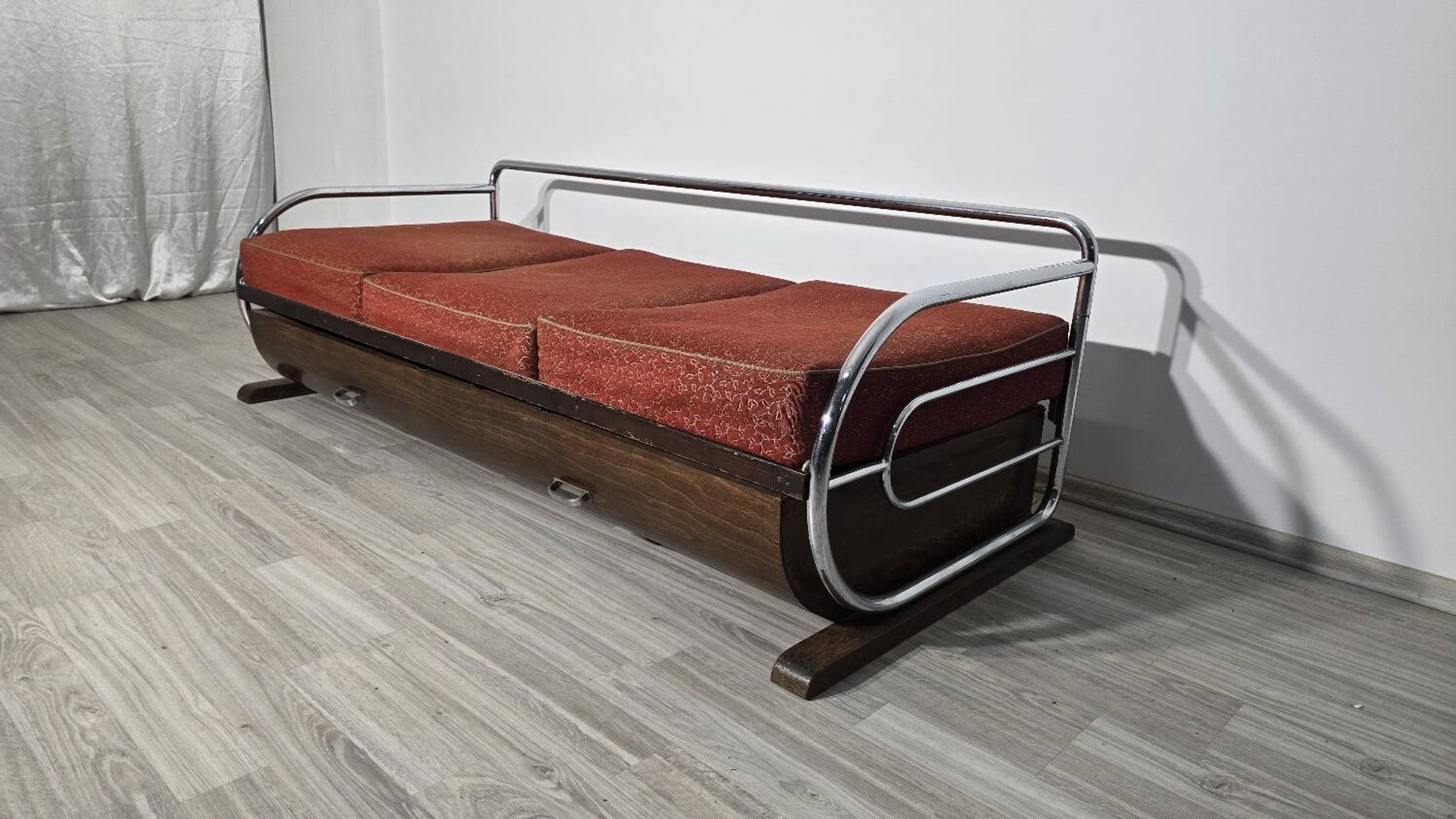 Canapé Bauhaus chromé par Robert Slezak pour les usines Slezak, années 1930