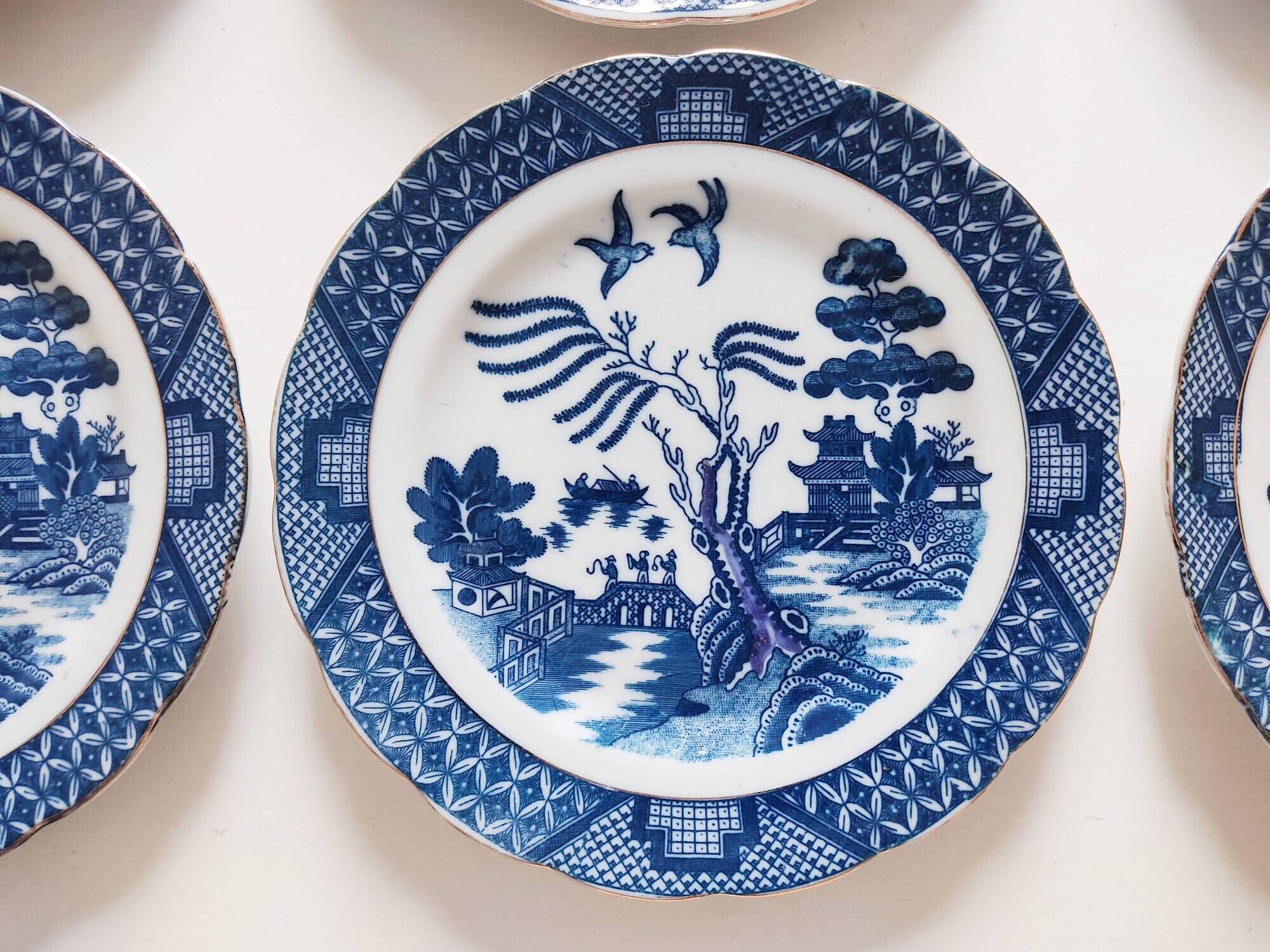 Set of 6 English porcelain dessert plates