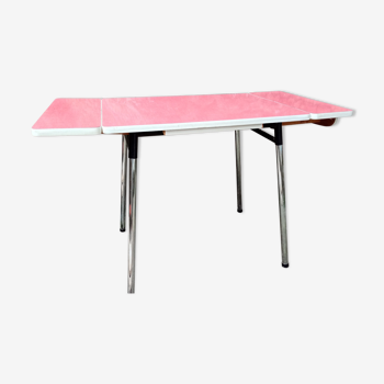 Table en formica rouge 1960