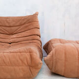 Toggle armchair and pouf set