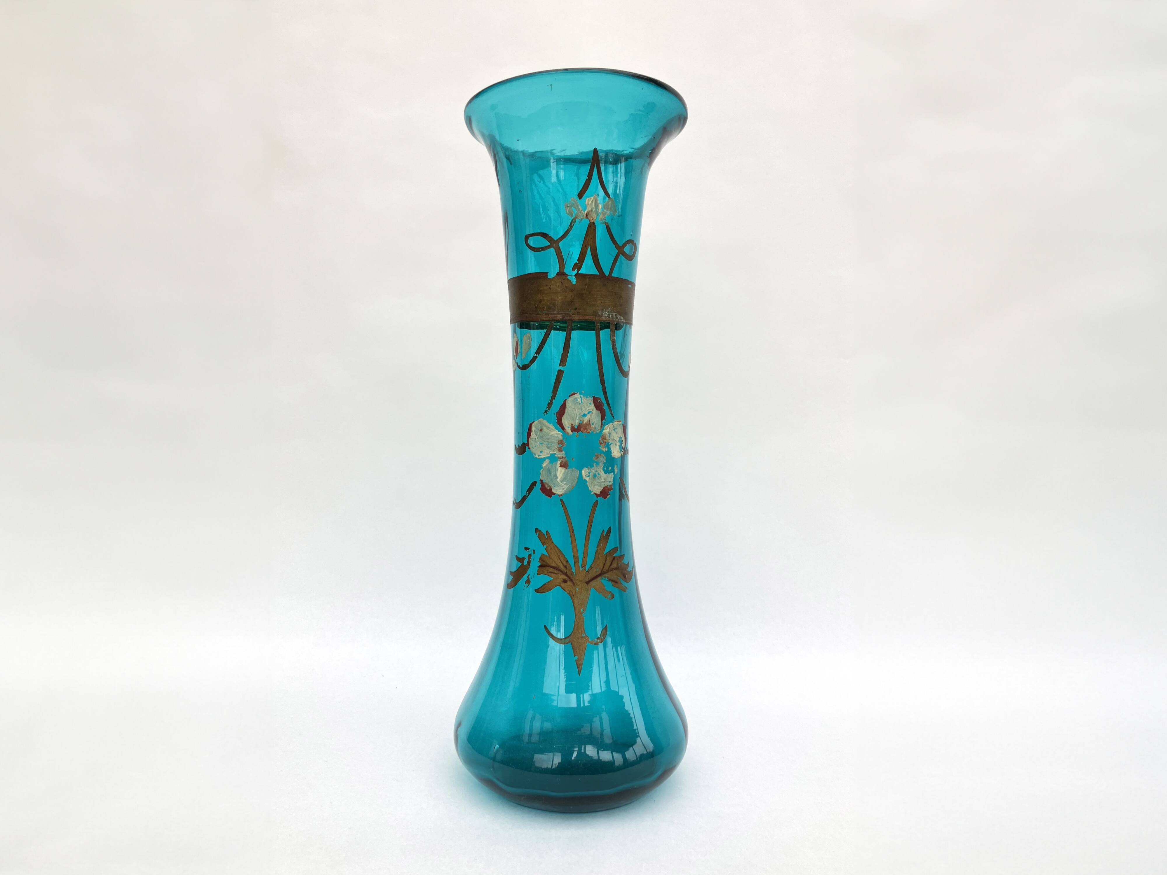 Large diabolo-shaped vase in turquoise blue blown glass with floral decoration • Art Nouveau • 1900s