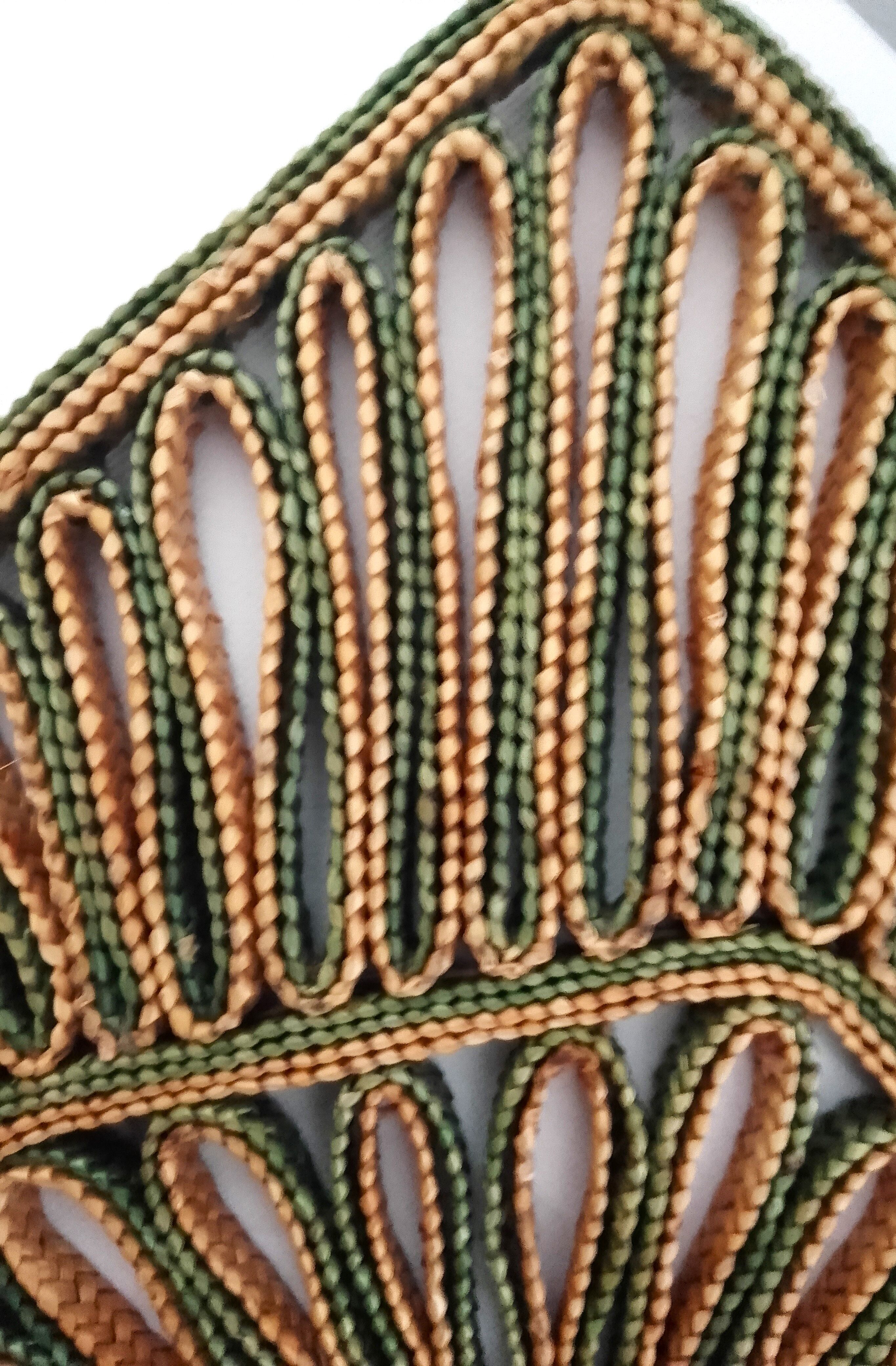 Multicolored woven straw trivia 70s