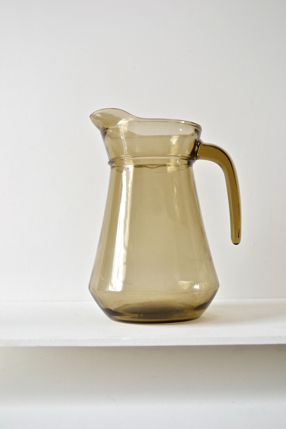 Decanter and four glasses