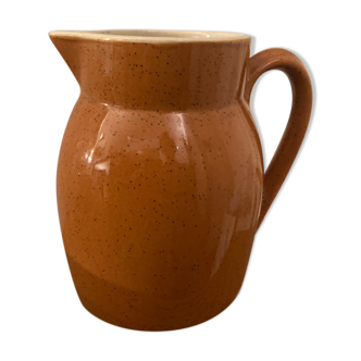 Brown pitcher