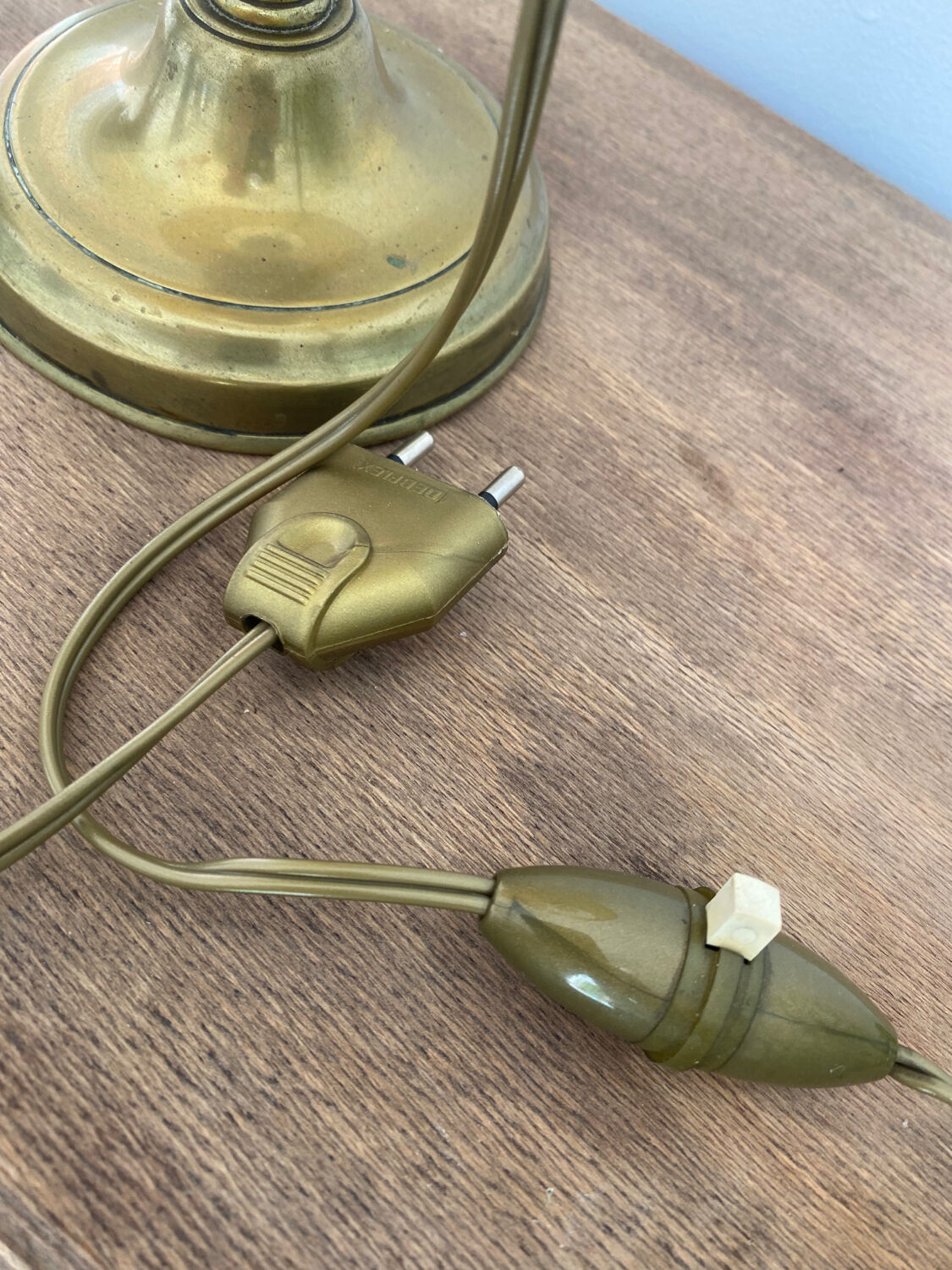 Brass bedside lamp