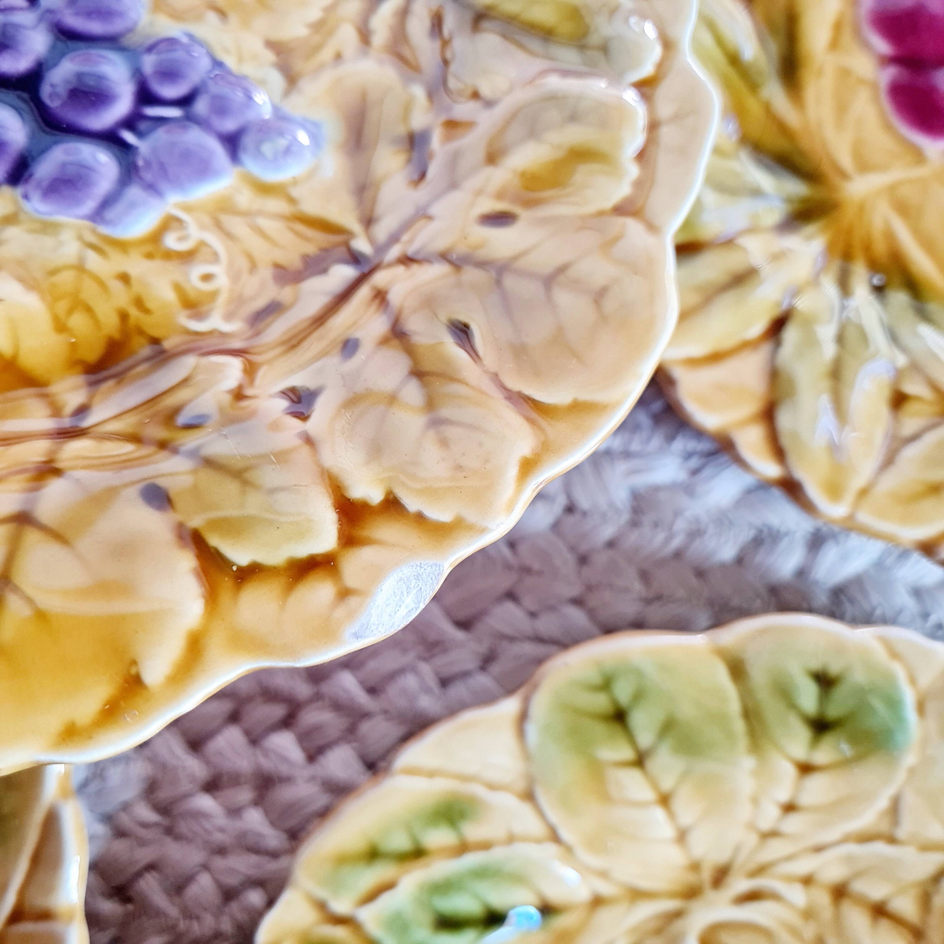 Set of 10 earthenware dessert plates