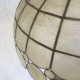 Mother-of-pearl suspension