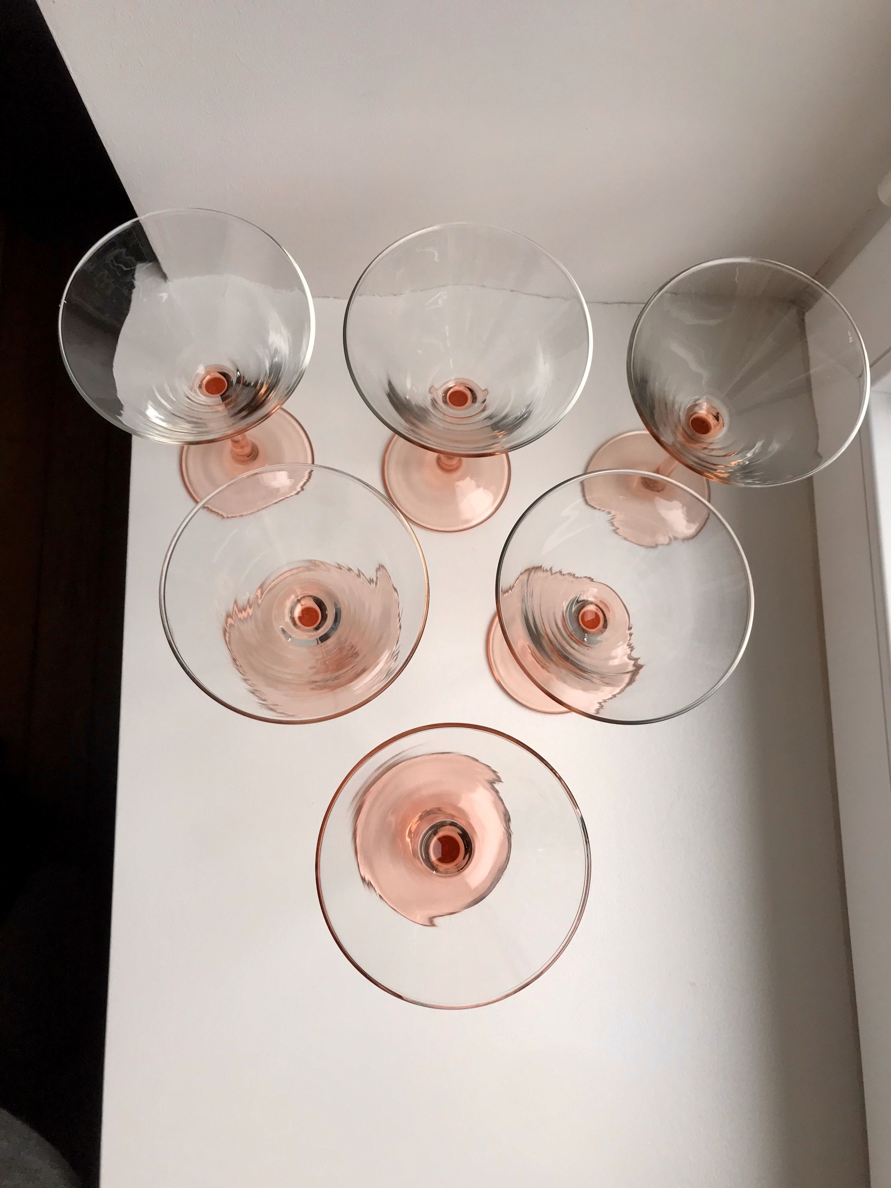 Set of 6 pink-footed cocktail glasses design 70s