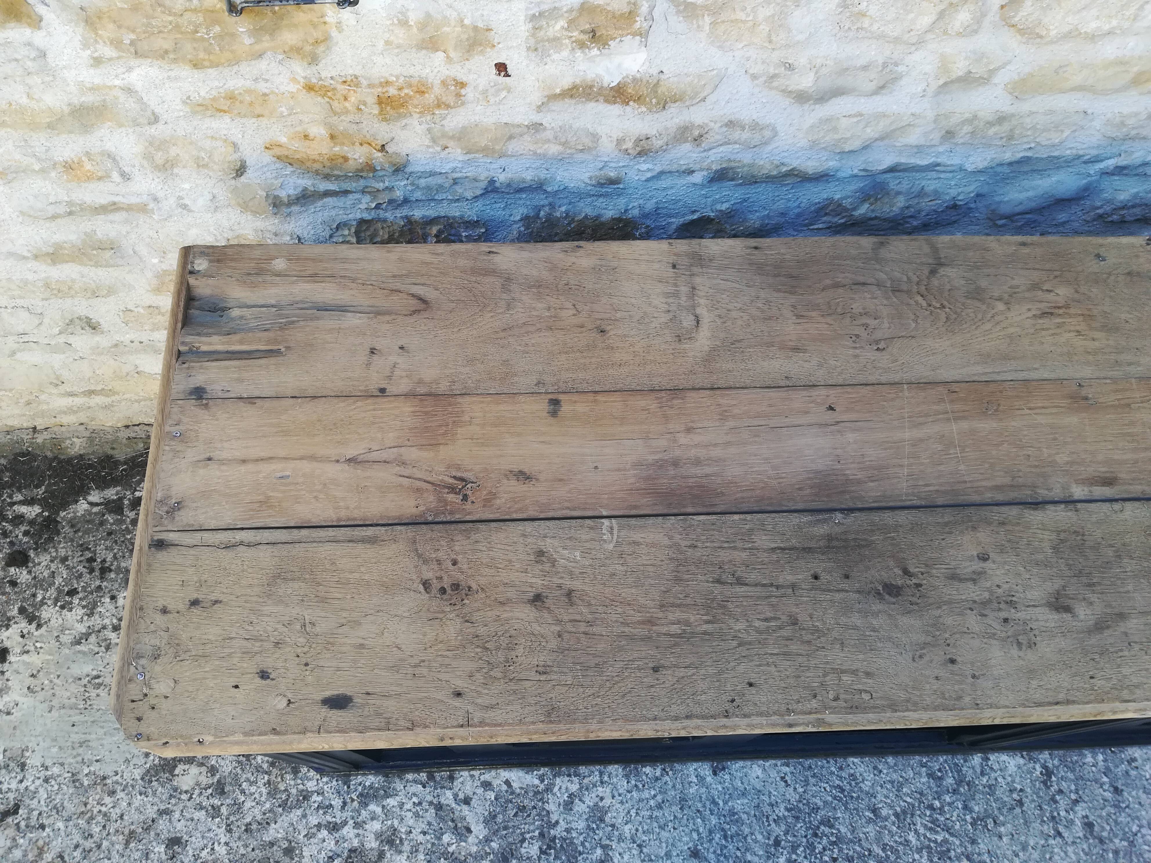 Counter 4 sliding doors