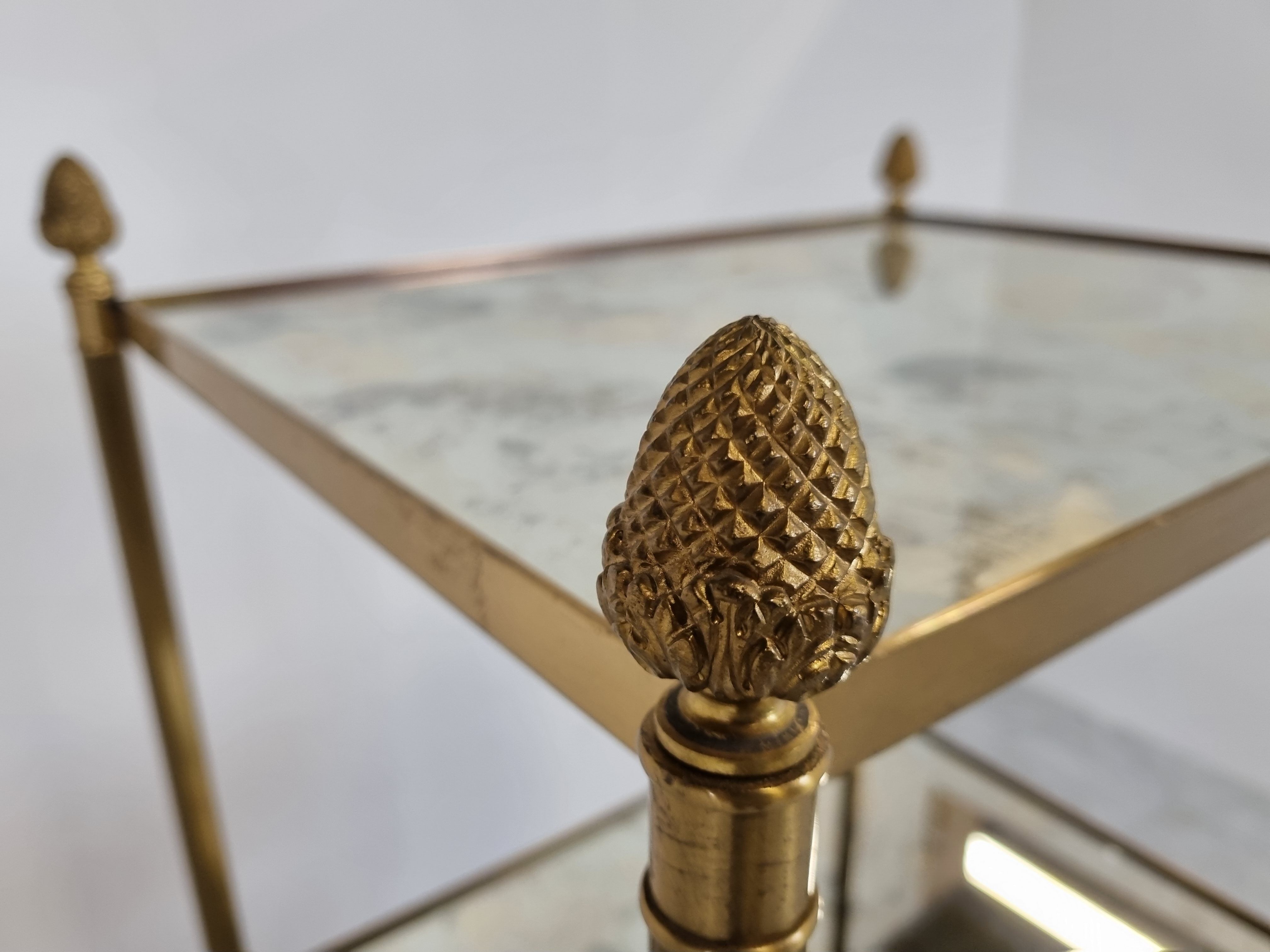 Neoclassical style table from the 1960s